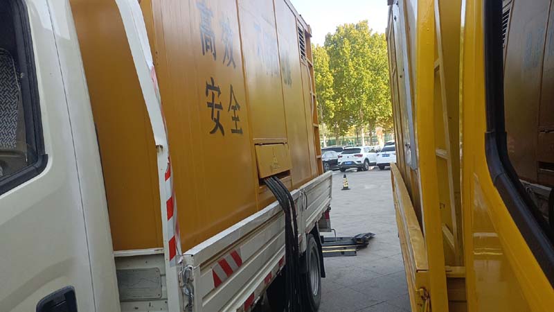 湟中如何判断柴油发电机组和UPS电源的切换时间是否符合要求？