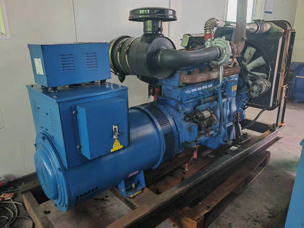 湟中100kW柴油发电机组使用多级机油有哪些优缺点？